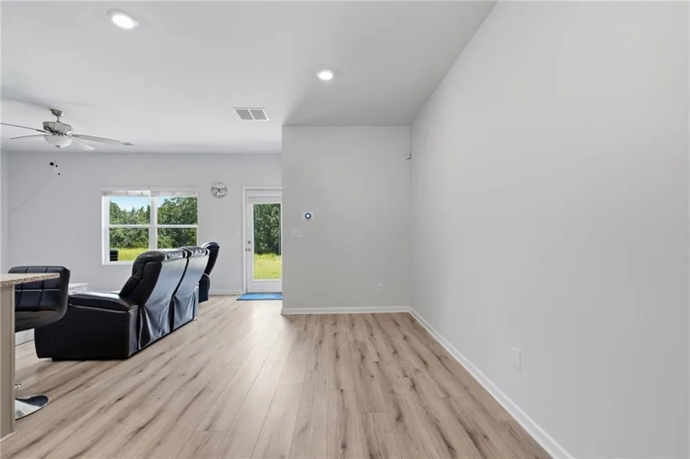 7548 Knoll Hollow Road Lithonia, GA 30058