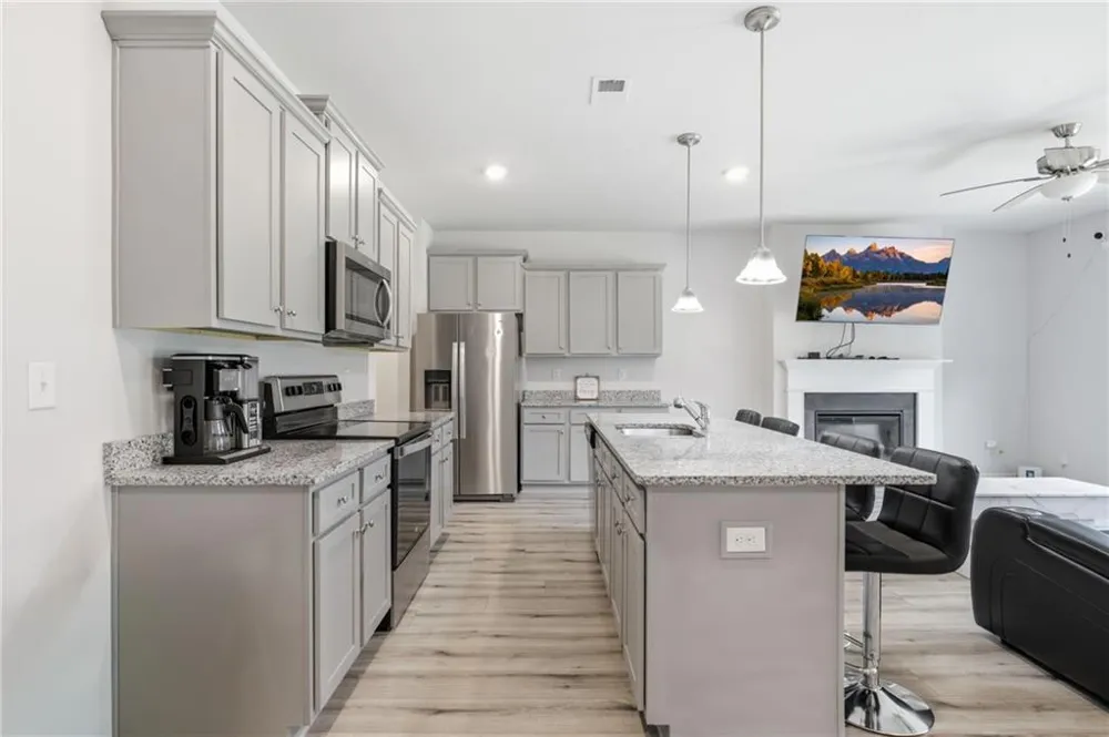 7548 Knoll Hollow Road Lithonia, GA 30058