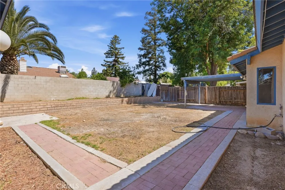 6916 Bandolero Bakersfield, CA 93308