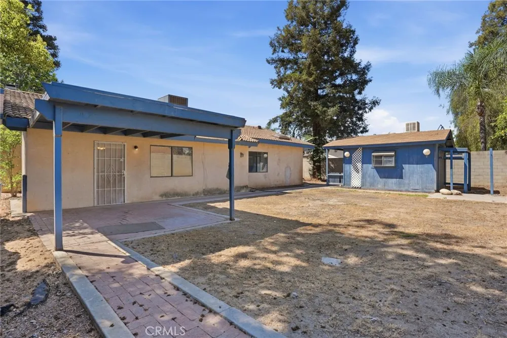 6916 Bandolero Bakersfield, CA 93308