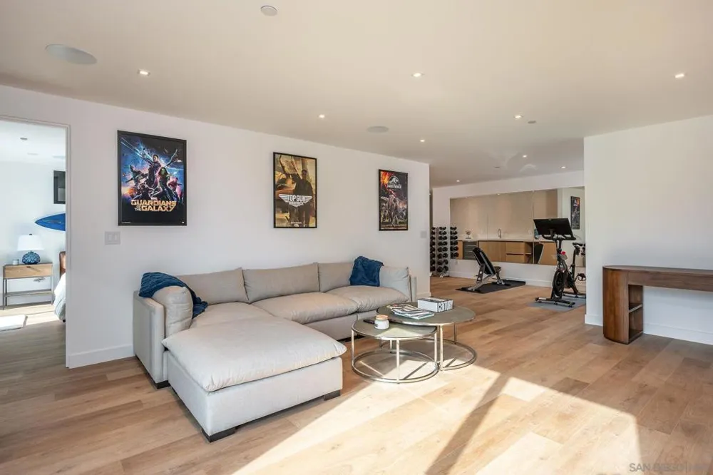 1605 Burgundy Rd Encinitas, CA 92024