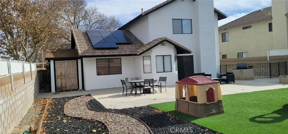 43333 Cottage Lane Lancaster, CA 93536