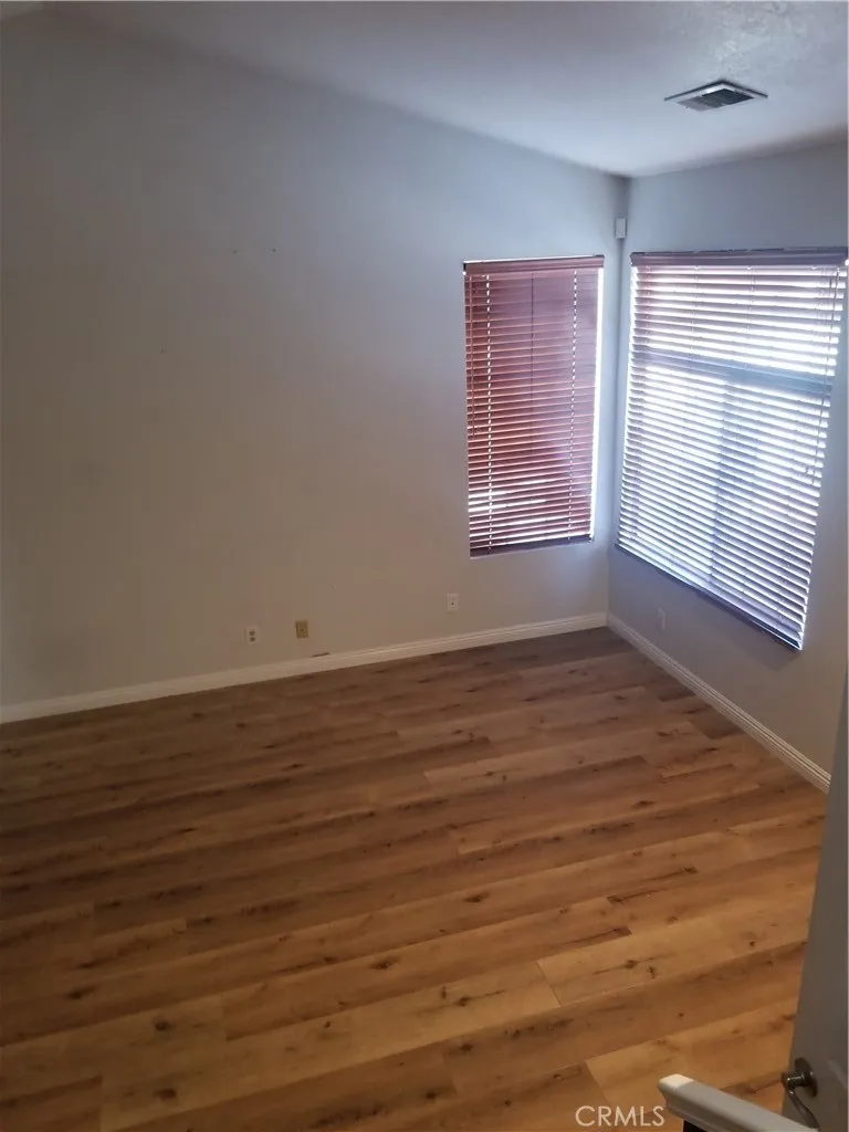 43333 Cottage Lane Lancaster, CA 93536