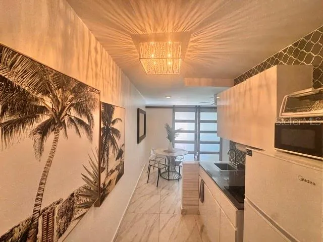 ESJ Tower AVE ISLA VERDE #155 Carolina, PR 00979