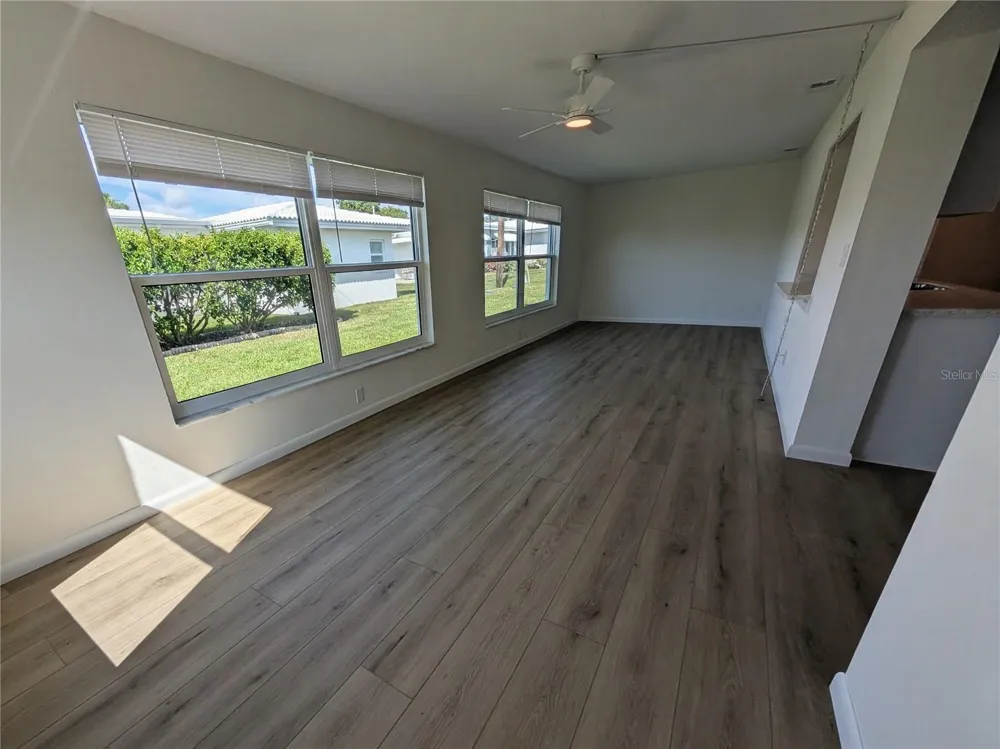 14119 88TH AVENUE Seminole, FL 33776