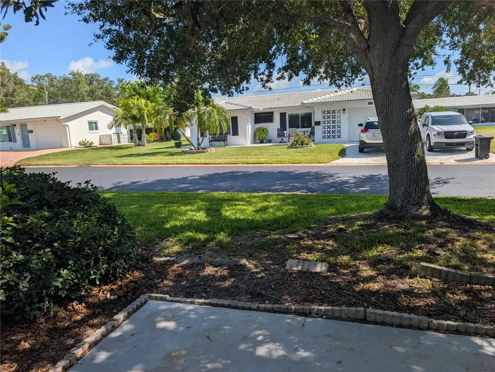 14119 88TH AVENUE Seminole, FL 33776