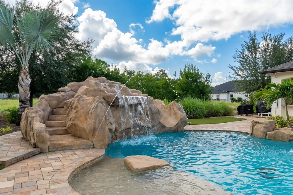 533 STORYBOOK LANE Spring Hill, FL 34609