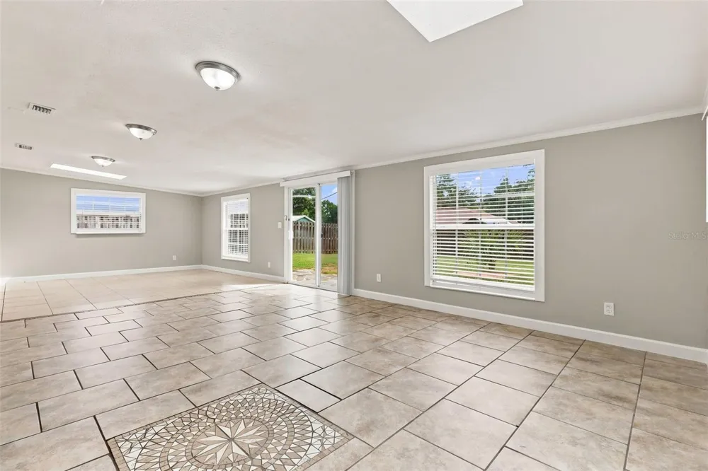 3307 PINE TREE DRIVE Edgewater, FL 32141