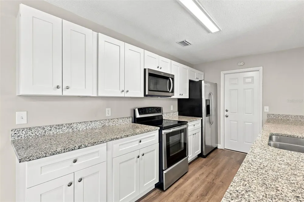 3307 PINE TREE DRIVE Edgewater, FL 32141