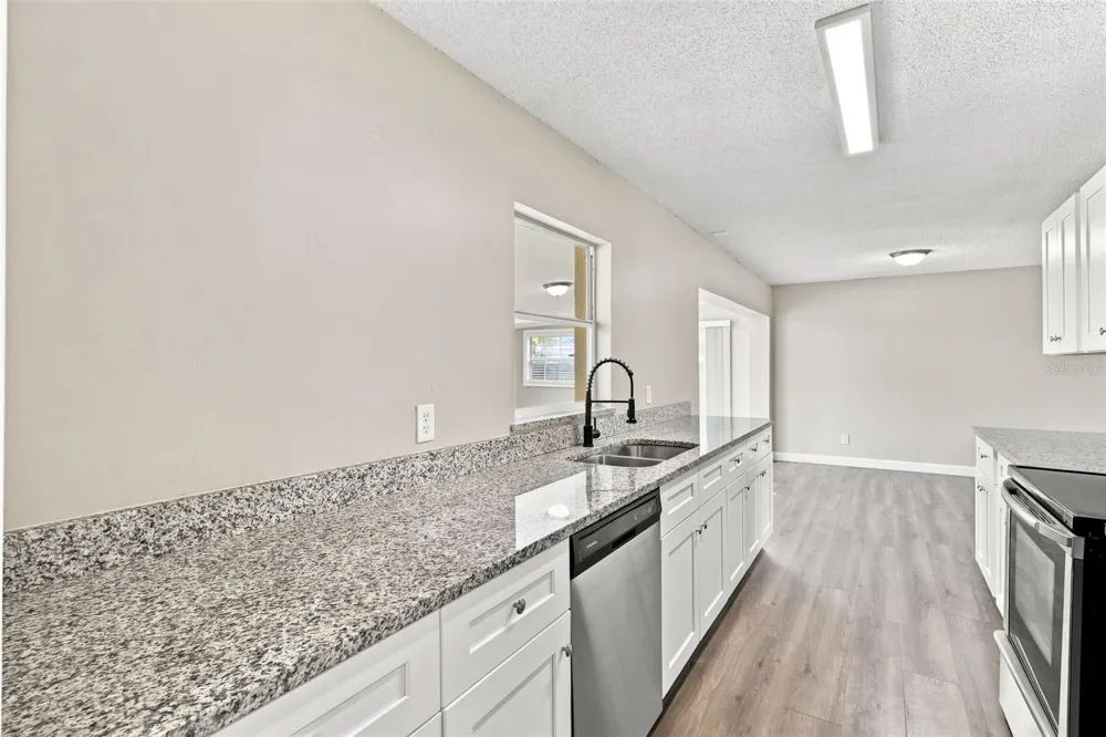 3307 PINE TREE DRIVE Edgewater, FL 32141