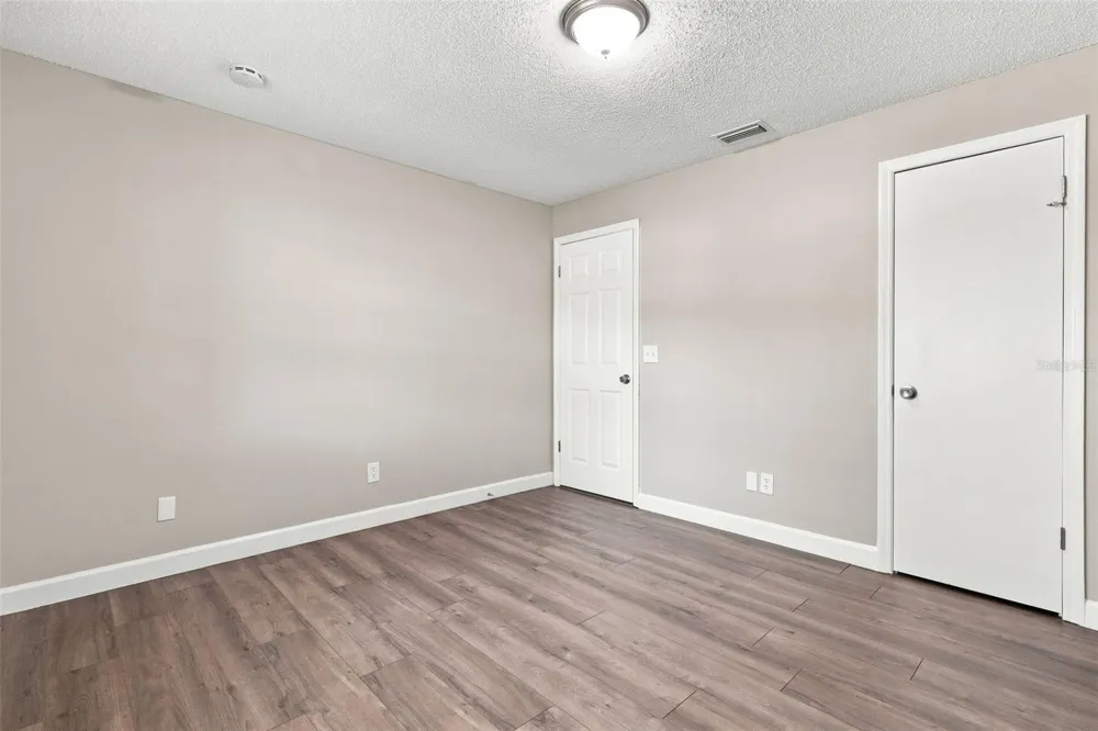 3307 PINE TREE DRIVE Edgewater, FL 32141