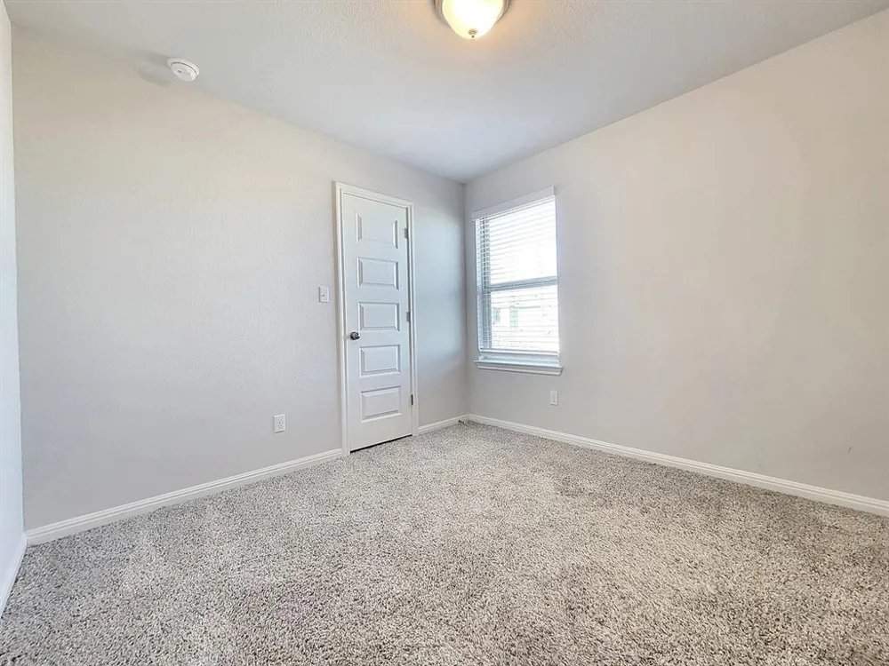 2044 Arendale Drive Leander, TX 78641