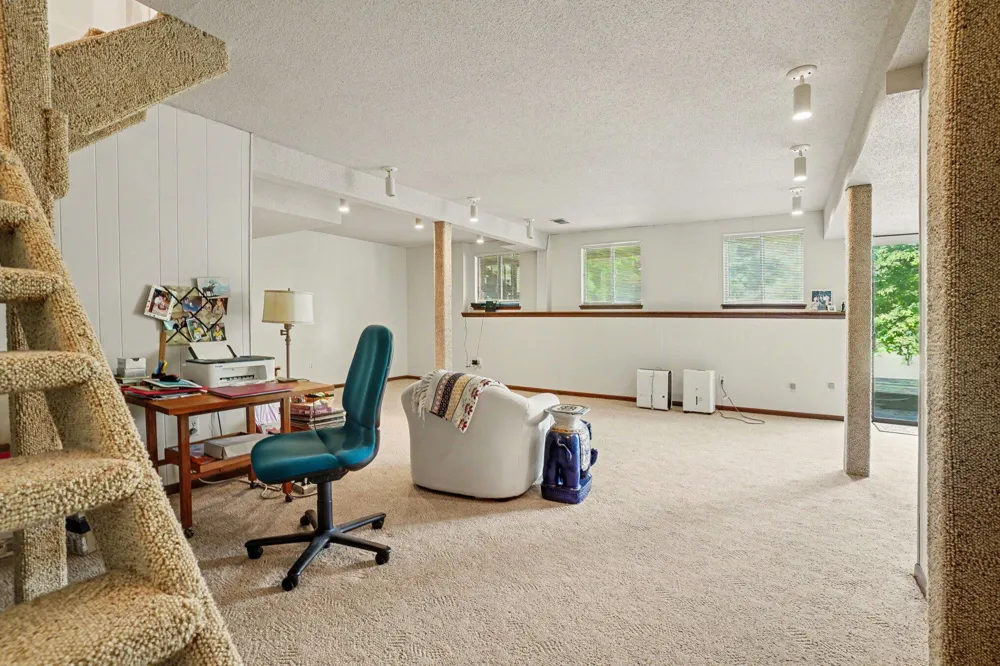 271 Fairway Court #B Plainwell, MI 49080