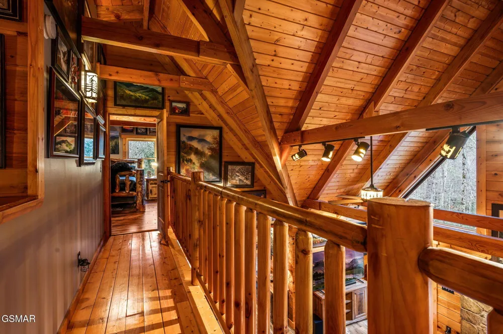 1903 Waters End Road Walland, TN 37886