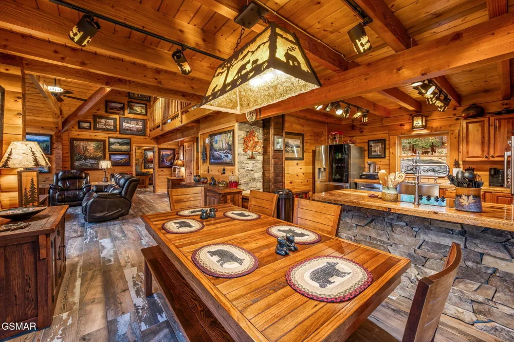 1903 Waters End Road Walland, TN 37886