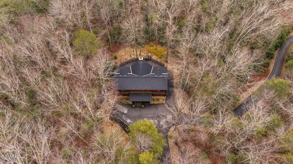 1903 Waters End Road Walland, TN 37886