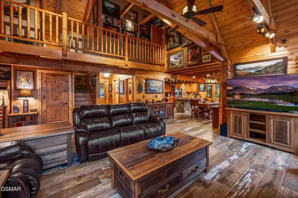 1903 Waters End Road Walland, TN 37886