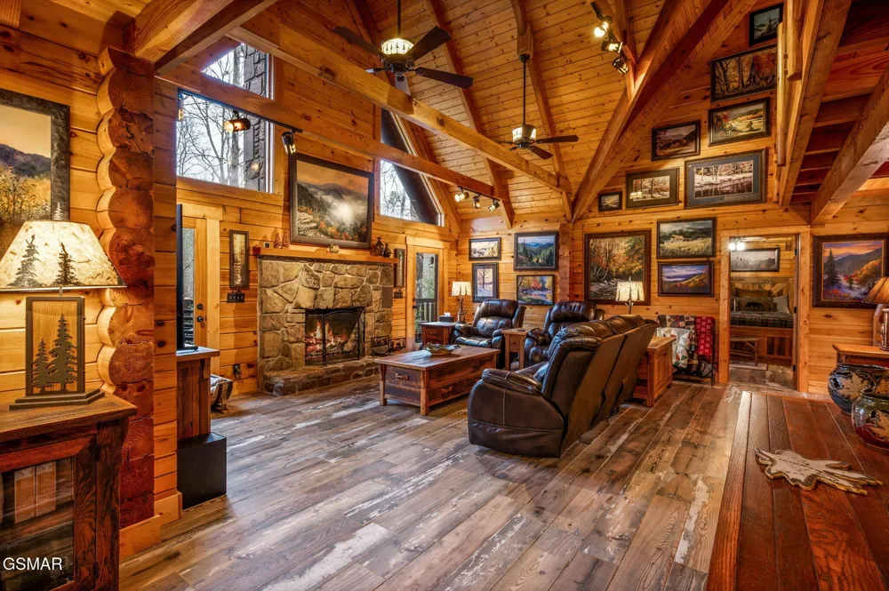 1903 Waters End Road Walland, TN 37886