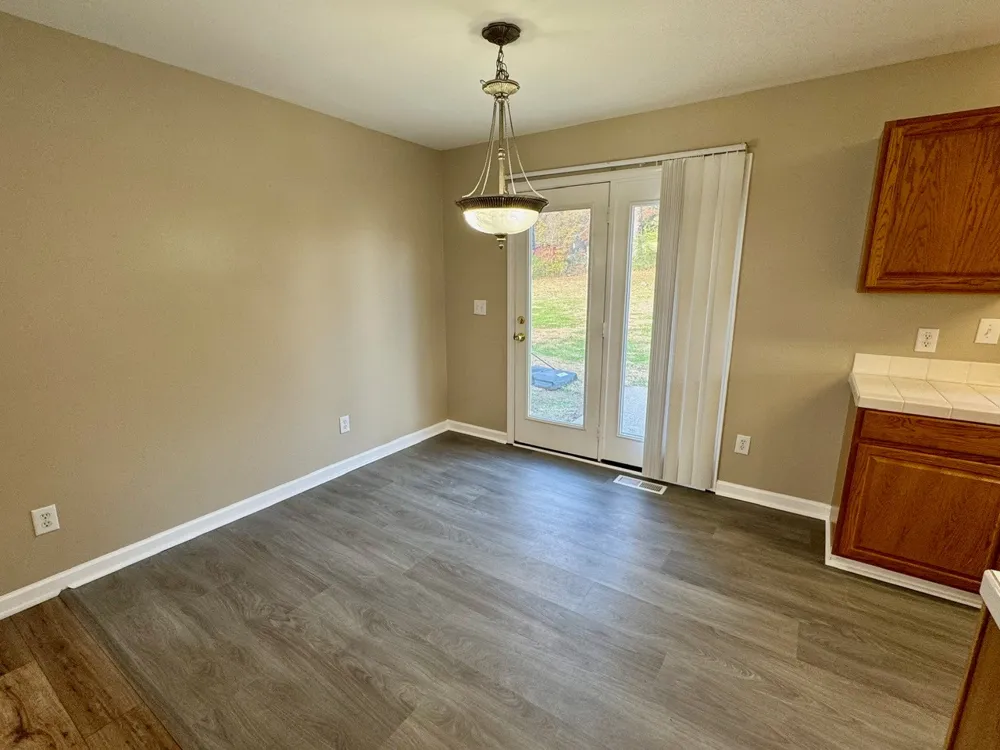 828 Mulberry Dr Columbia, TN 38401