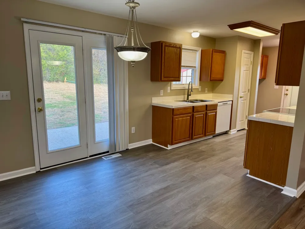 828 Mulberry Dr Columbia, TN 38401