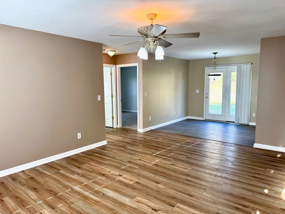 828 Mulberry Dr Columbia, TN 38401