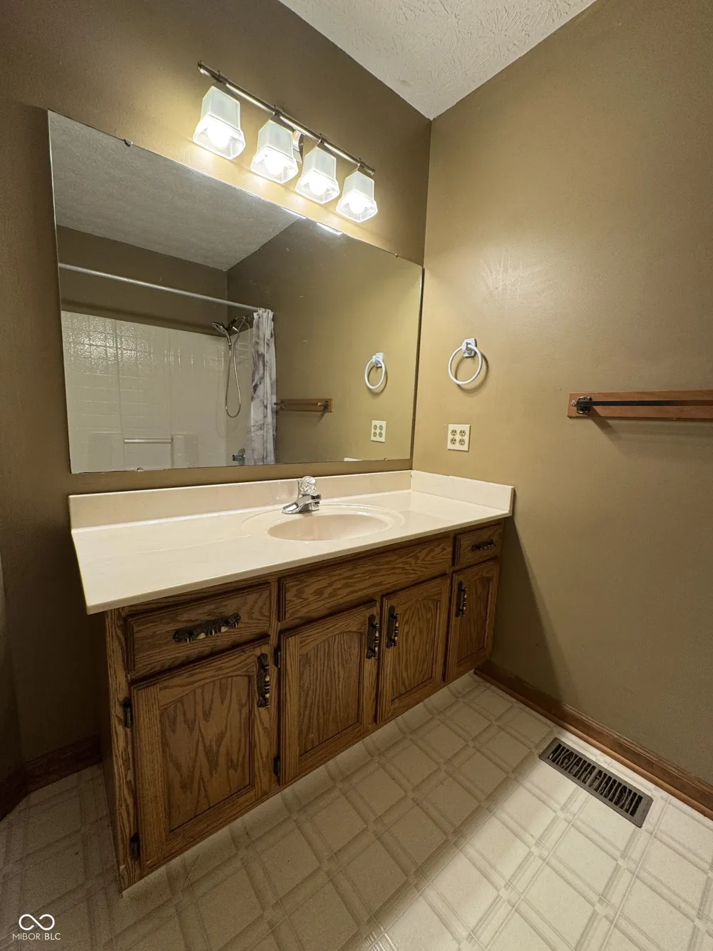 399 Vinewood Drive S Brownsburg, IN 46112