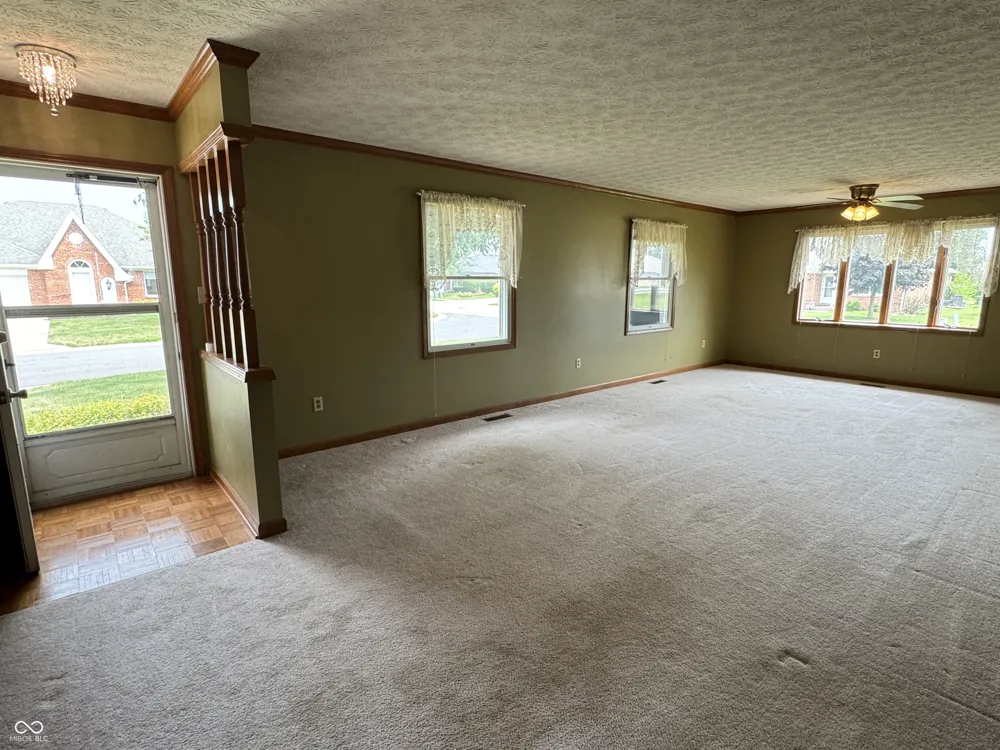 399 Vinewood Drive S Brownsburg, IN 46112