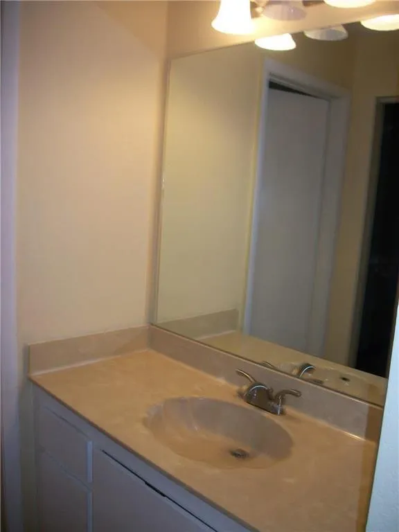 4953 E LAKES DRIVE Deerfield Beach, FL 33064