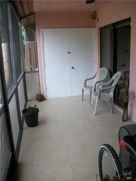 4953 E LAKES DRIVE Deerfield Beach, FL 33064