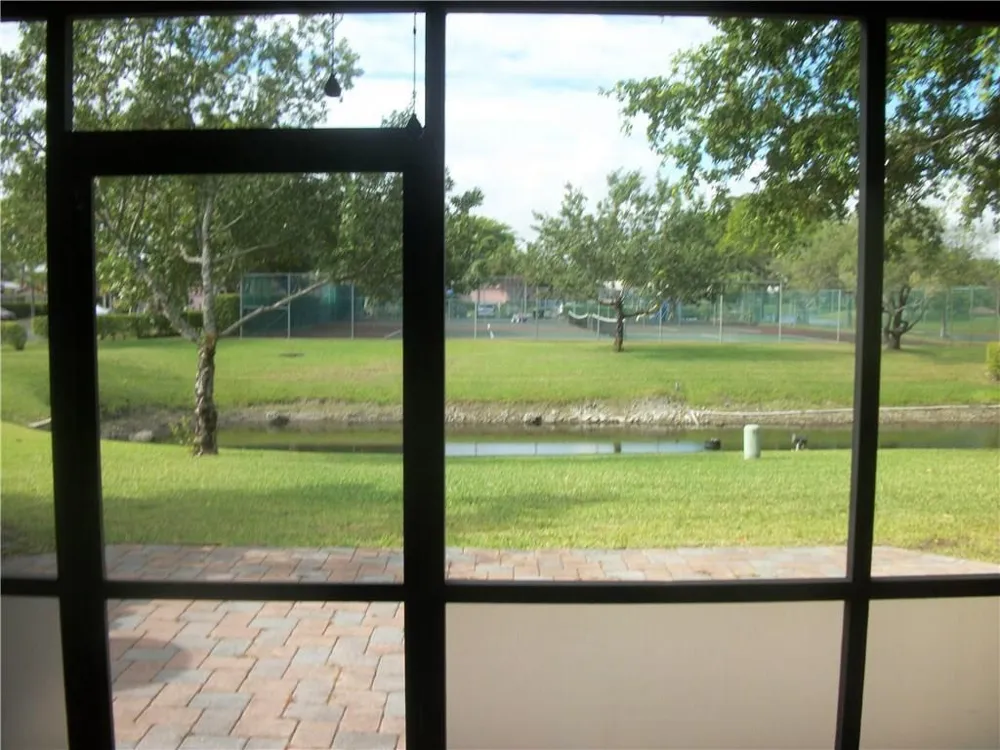 4953 E LAKES DRIVE Deerfield Beach, FL 33064