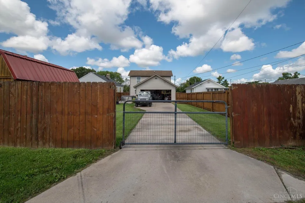 711 Noyes Avenue Hamilton, OH 45015