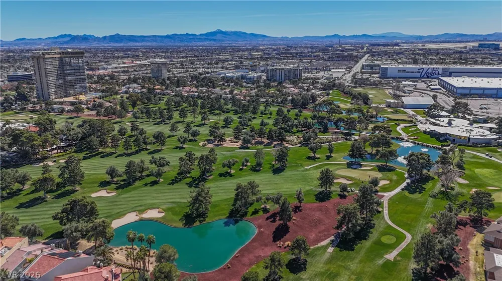 566 Tam O Shanter Las Vegas, NV 89109