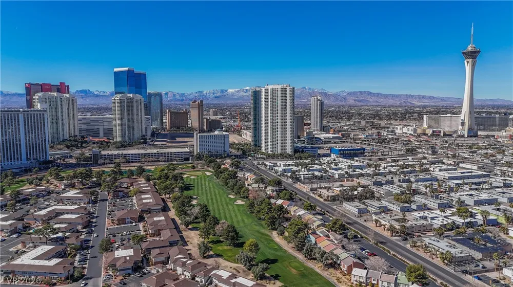 566 Tam O Shanter Las Vegas, NV 89109