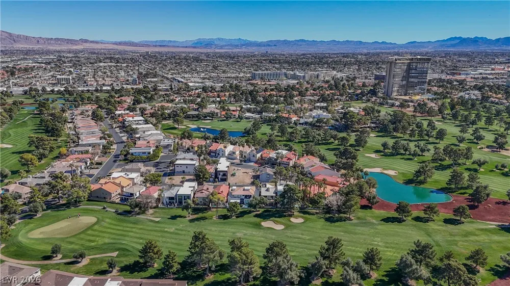 566 Tam O Shanter Las Vegas, NV 89109