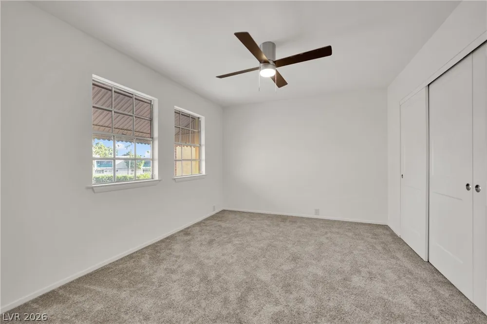 566 Tam O Shanter Las Vegas, NV 89109