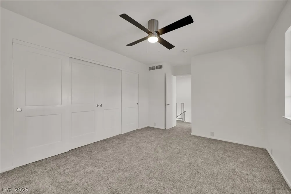 566 Tam O Shanter Las Vegas, NV 89109