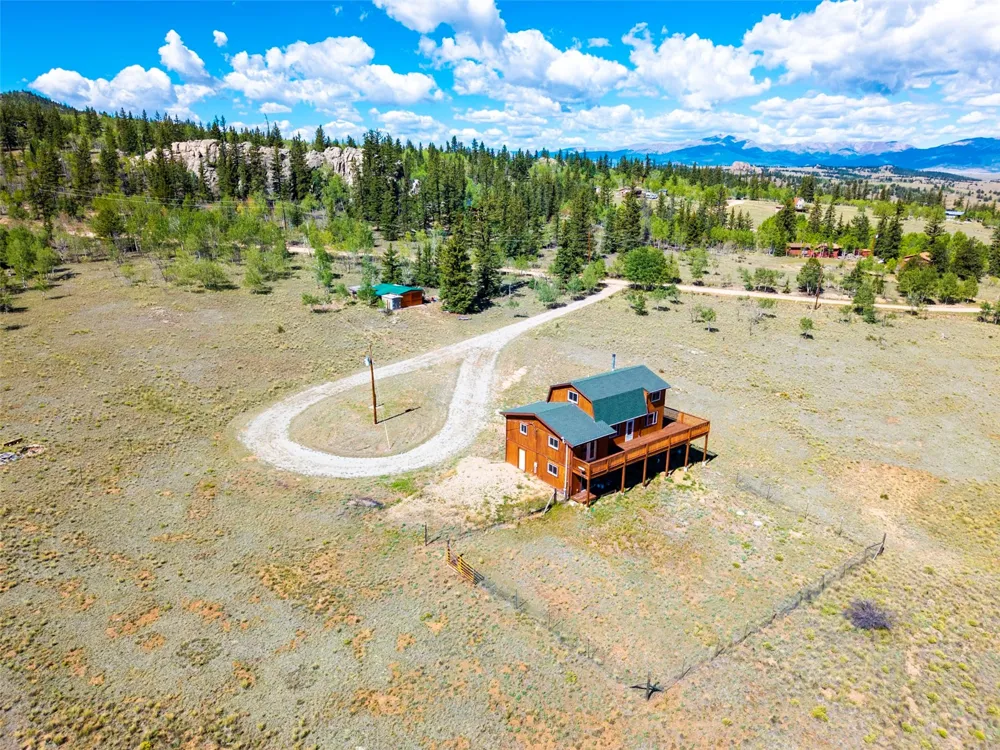 726 CUMBERLAND DRIVE Jefferson, CO 80456