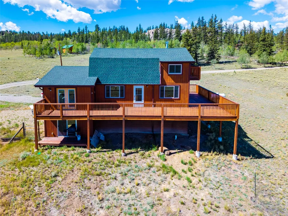 726 CUMBERLAND DRIVE Jefferson, CO 80456