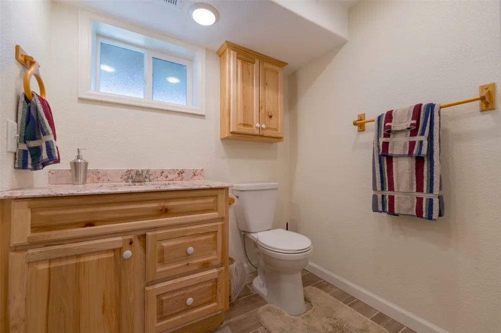 726 CUMBERLAND DRIVE Jefferson, CO 80456