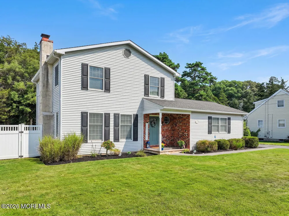 3 Pinehurst Drive Little Egg Harbor, NJ 08087