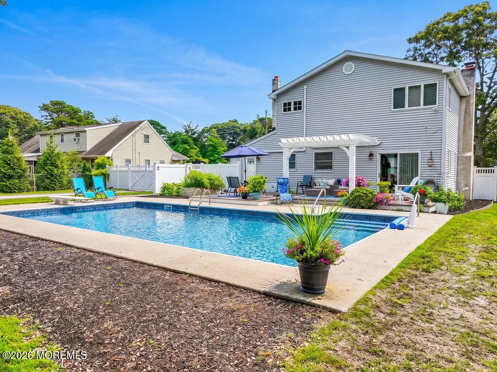 3 Pinehurst Drive Little Egg Harbor, NJ 08087