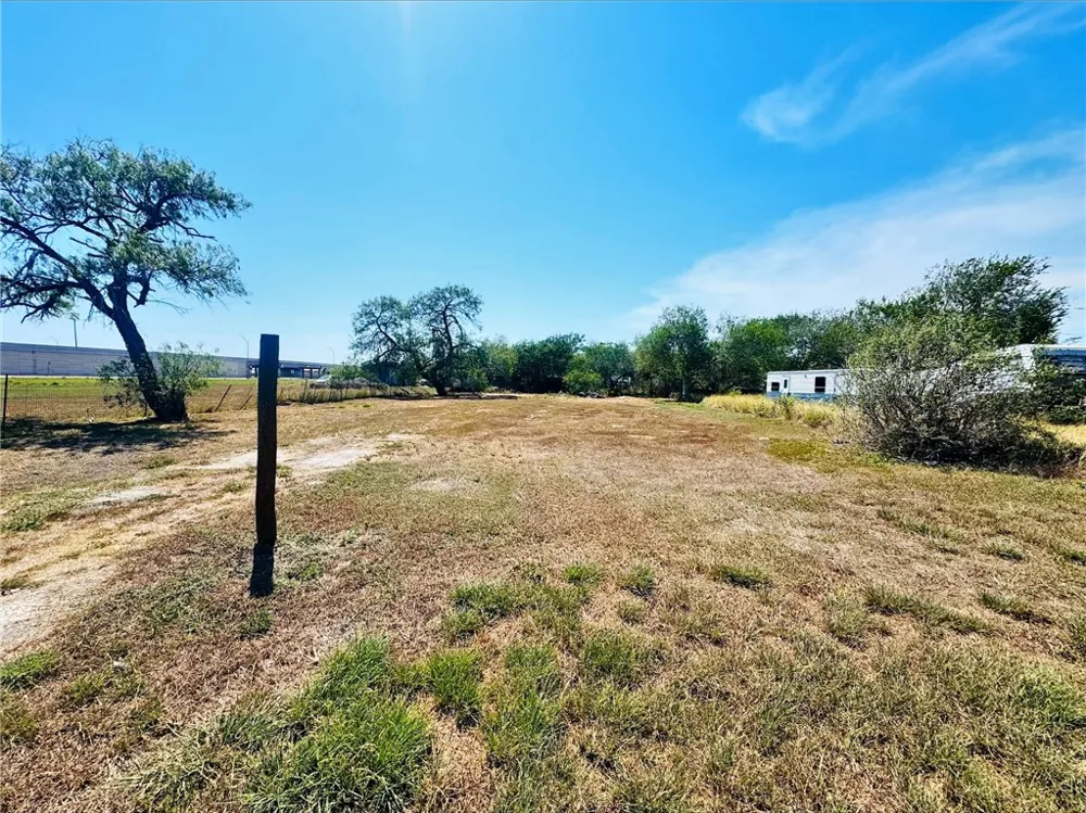 217 Rusk Street Corpus Christi, TX 78406