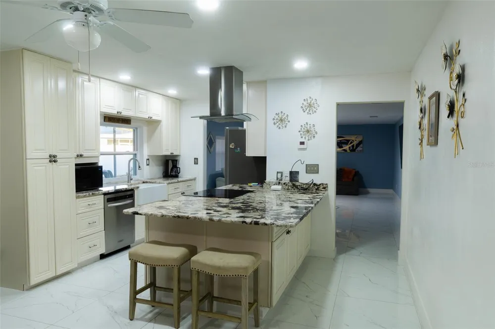 4710 SHALE PLACE Tampa, FL 33615