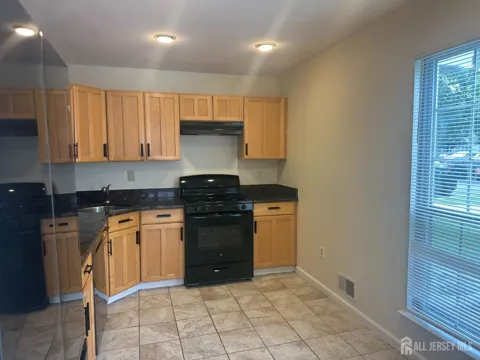 212 Darwin Lane