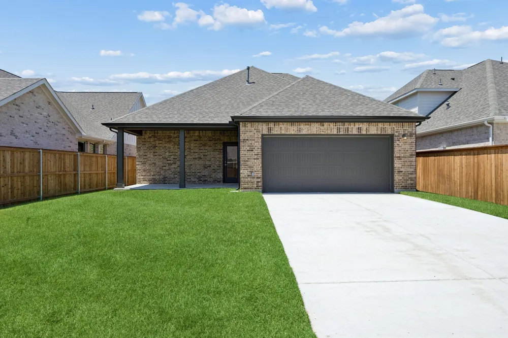 2258 Terlingua Drive Waxahachie, TX 75165