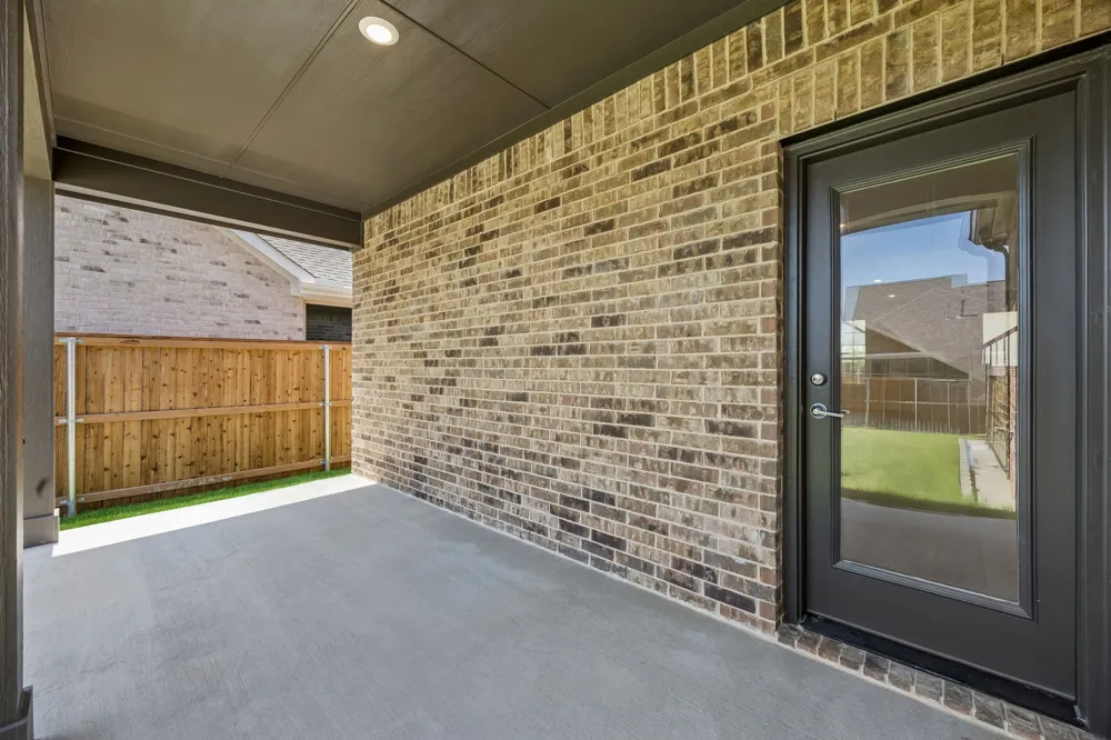 2258 Terlingua Drive Waxahachie, TX 75165