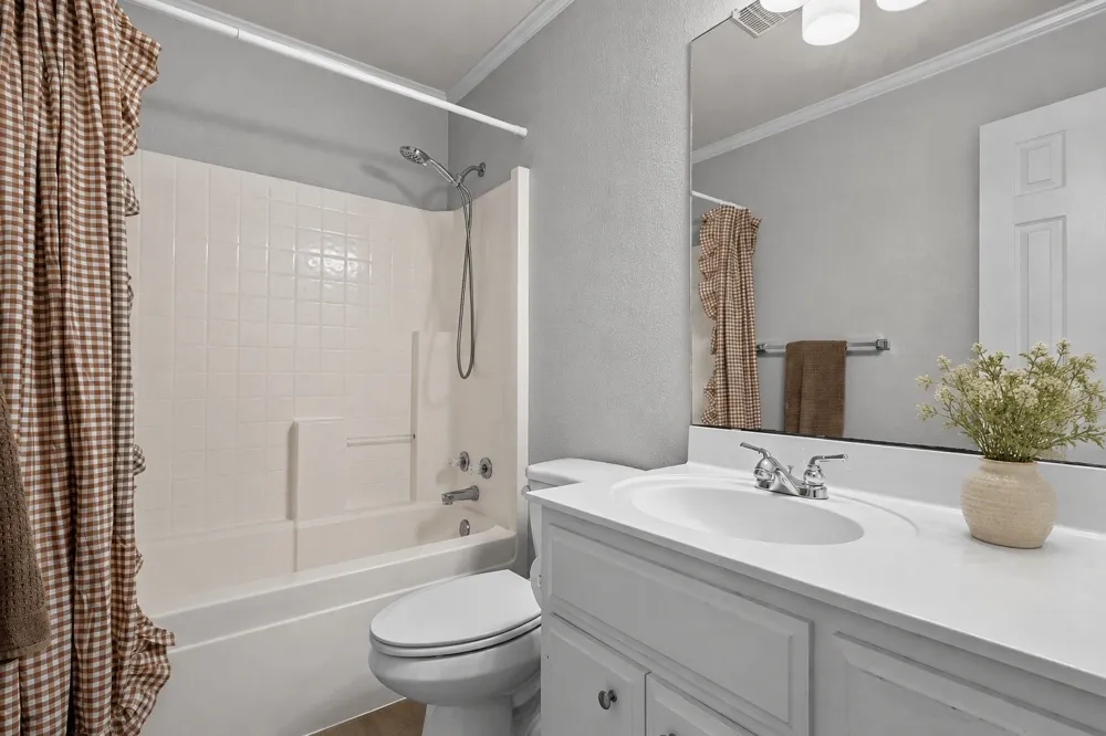 325 Fannin Drive Hewitt, TX 76643