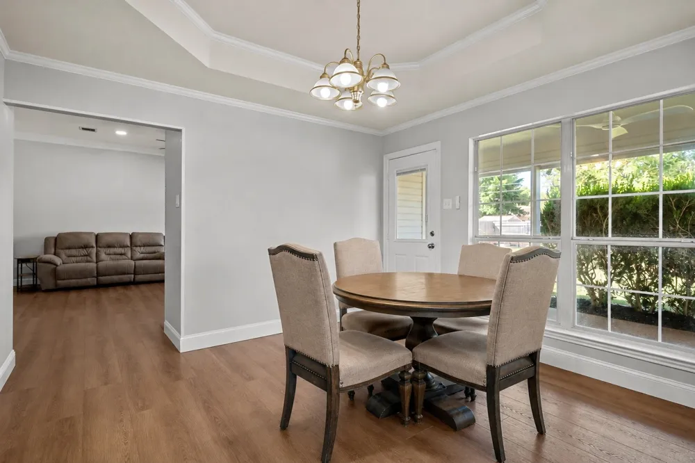 325 Fannin Drive Hewitt, TX 76643