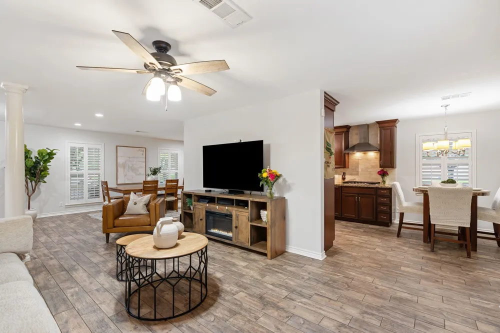 5658 Cartagena Street Houston, TX 77035