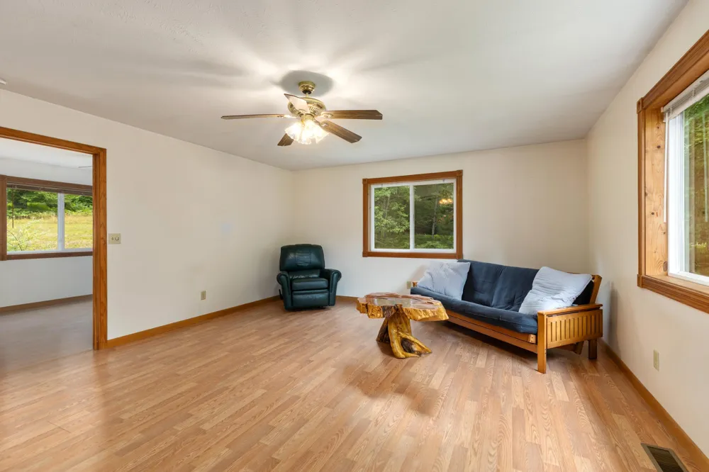11642 S Woodland Drive Cadillac, MI 49601
